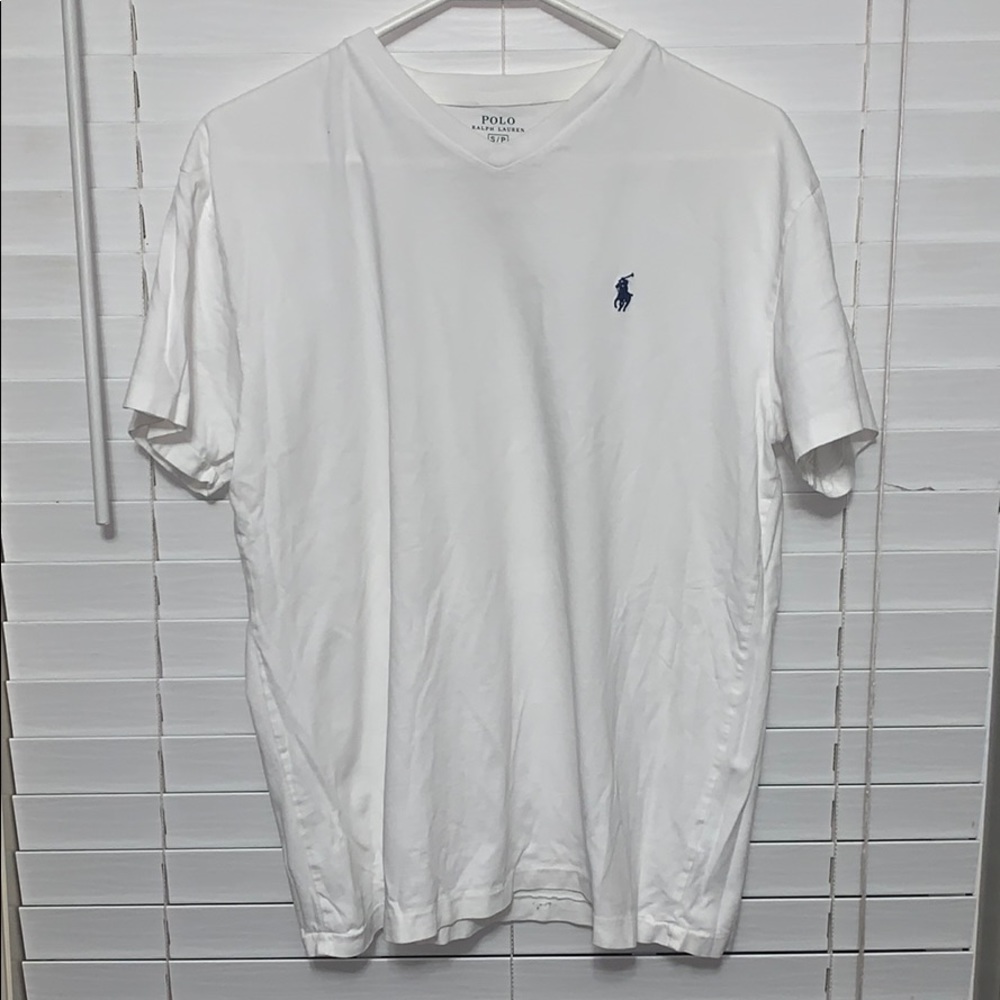 White short sleeve v neck